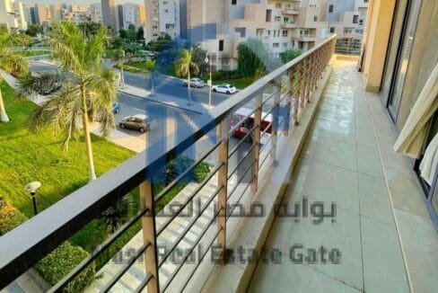 شقة للبيع في مدينتي B8