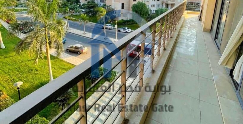 شقة للبيع في مدينتي B8