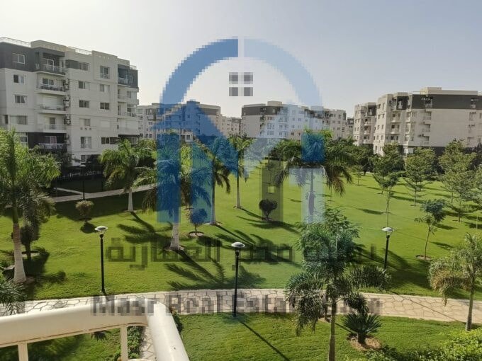 للإيجار في مدينتي شقة فندقية مفروشة  فاخرة B10