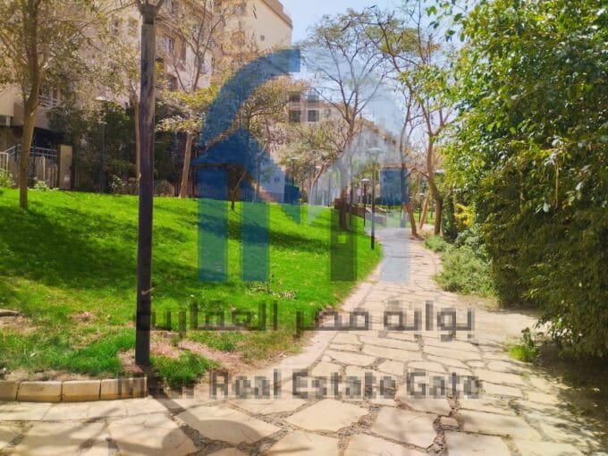 شقة للإيجار بجاردن في مدينتي B6