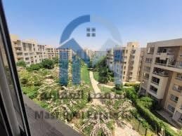 شقة مميزة بموقع استثنائي (B11) للإيجار في مدينتي