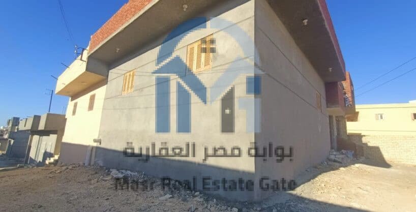 بيت من بابه للإيجار السنوي – شارع علم الروم